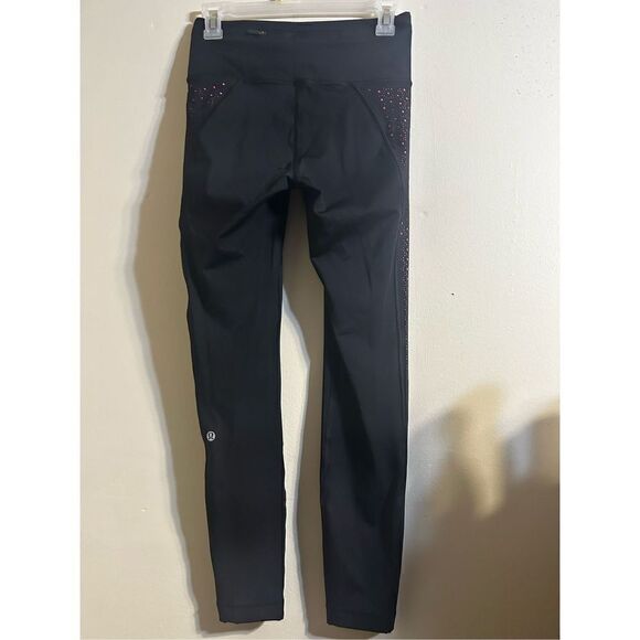 Lululemon Color Me Quick 7/8 tights size 6 - Picture 4 of 10